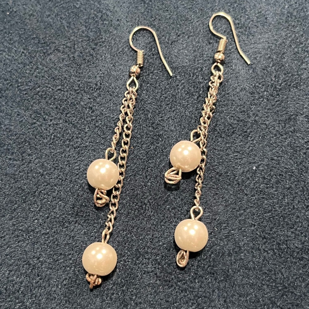 Earrings 💎💎 - Picture 2 of 3